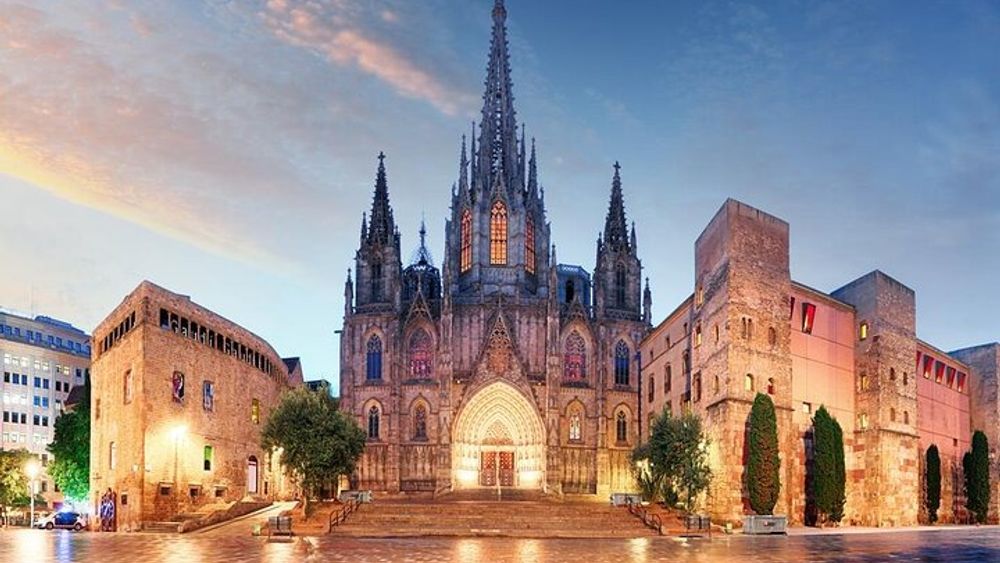 Cathedral of Barcelona Entrance Ticket with Access to the Rooftop