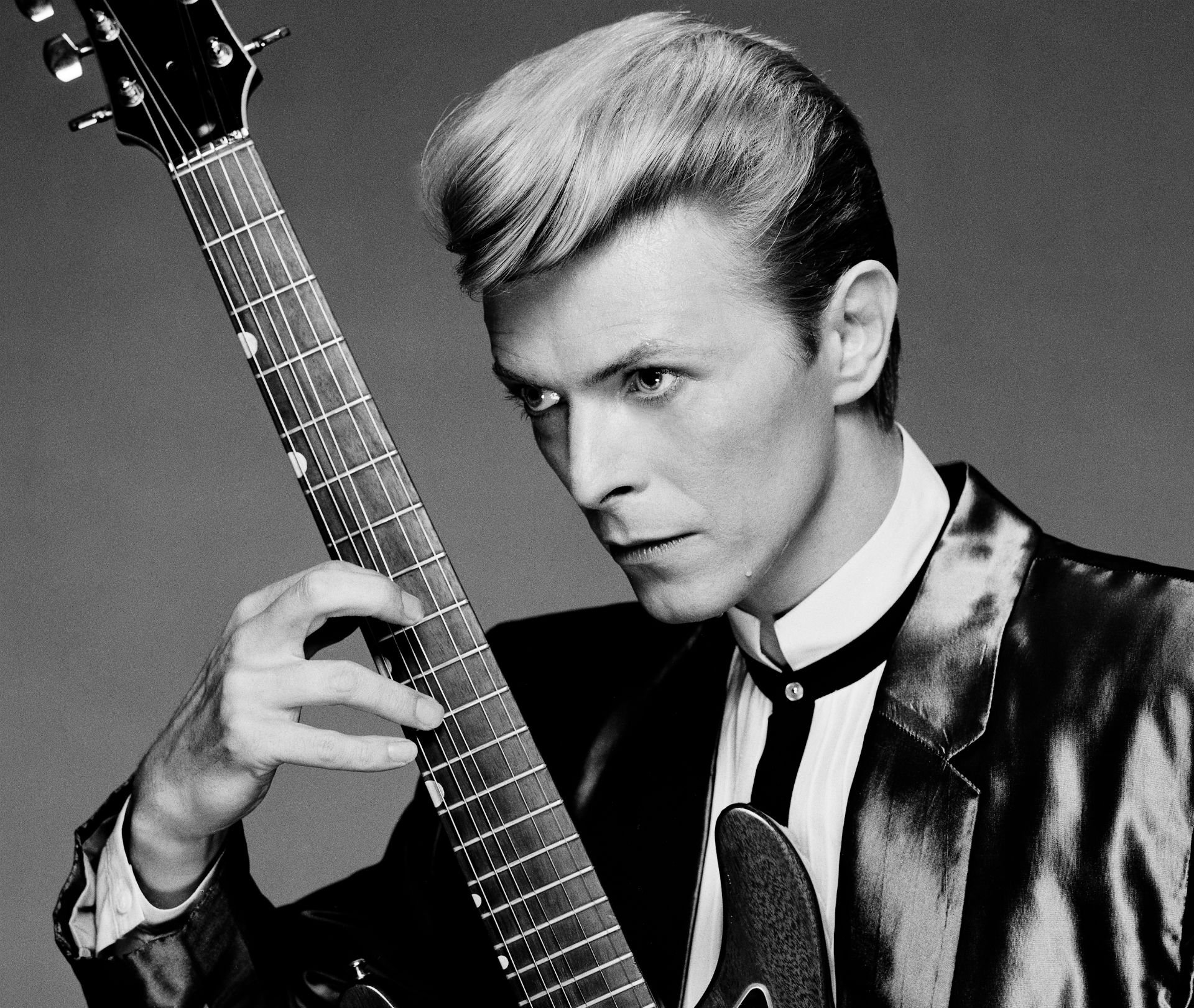 David Bowie and the End of the World: Berlin walk with a Historian Guide