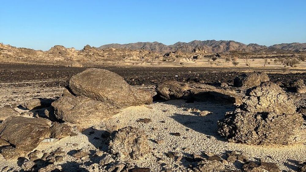 Moon Valley Hike from Jeddah City