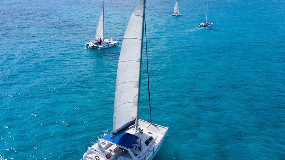 Isla Mujeres Sailboat with Fiesta and Underwater Museum