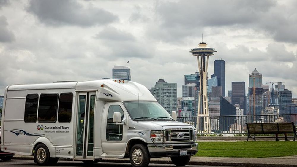 Seattle City 4-Hour Bus Tour with Chinatown, Queen Anne's Hill