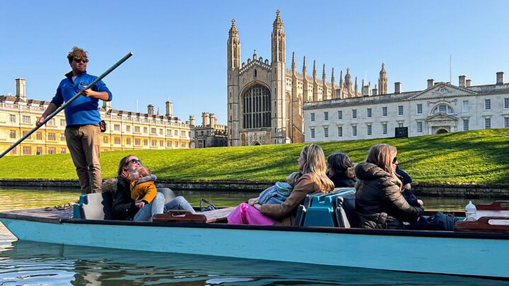 Cambridge - Shared Punting Tour