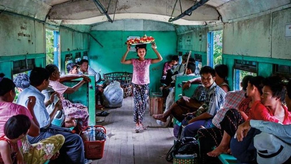Yangon Food and Market Tour by Circular Train