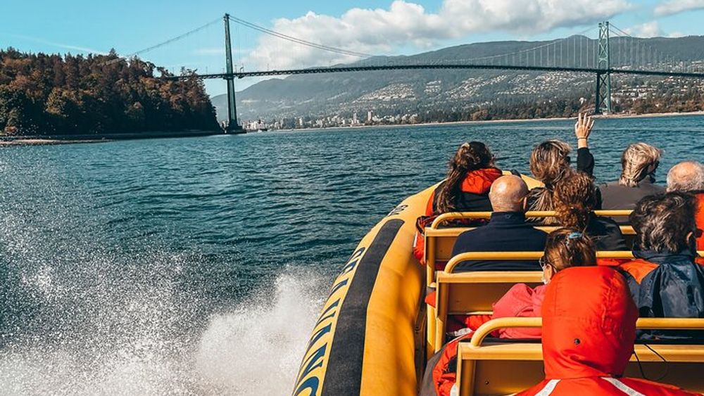 Vancouver Waterways Small-Group Zodiac Boat Sightseeing Cruise
