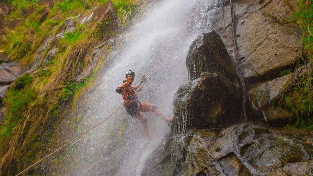 Dangriga to Antelope Falls Rappelling and Zipline Adventure
