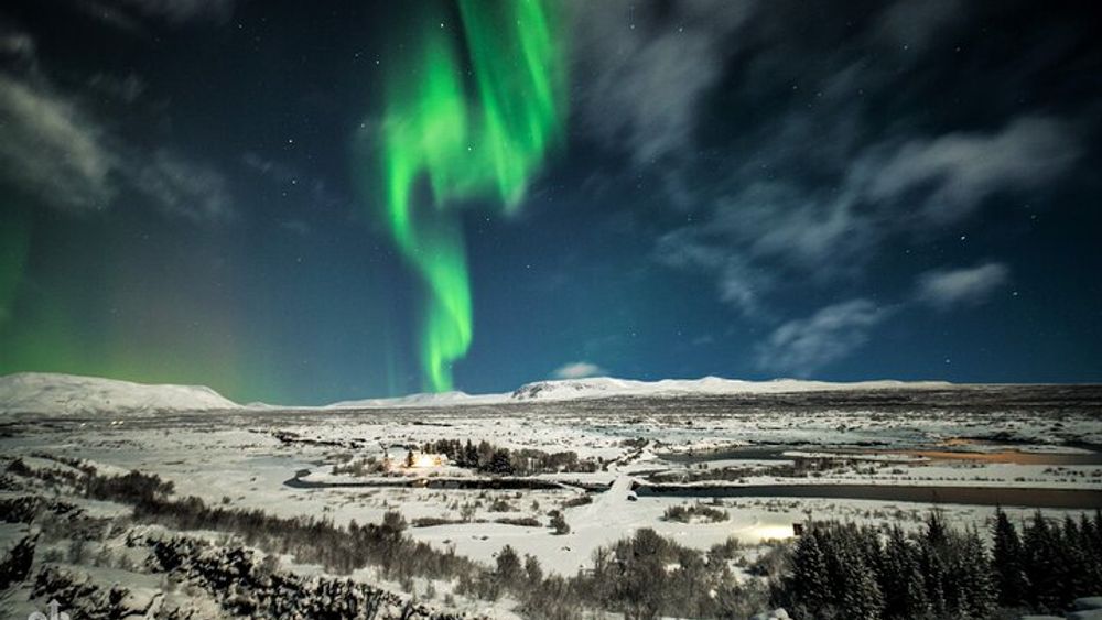 Golden Circle Secret Lagoon and Northern Lights Combo Tour