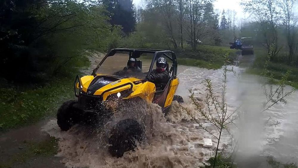Białka Tatrzańska Off-Roading and Thermal Pools Tour
