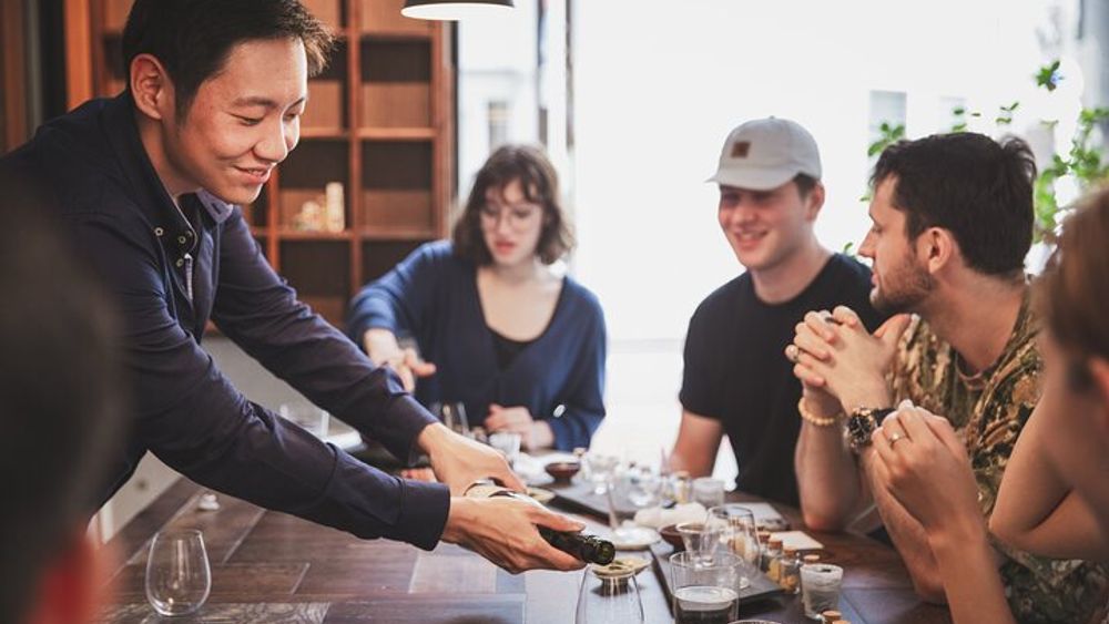 Sake Tasting Omakase Course by Sommeliers in Central Tokyo