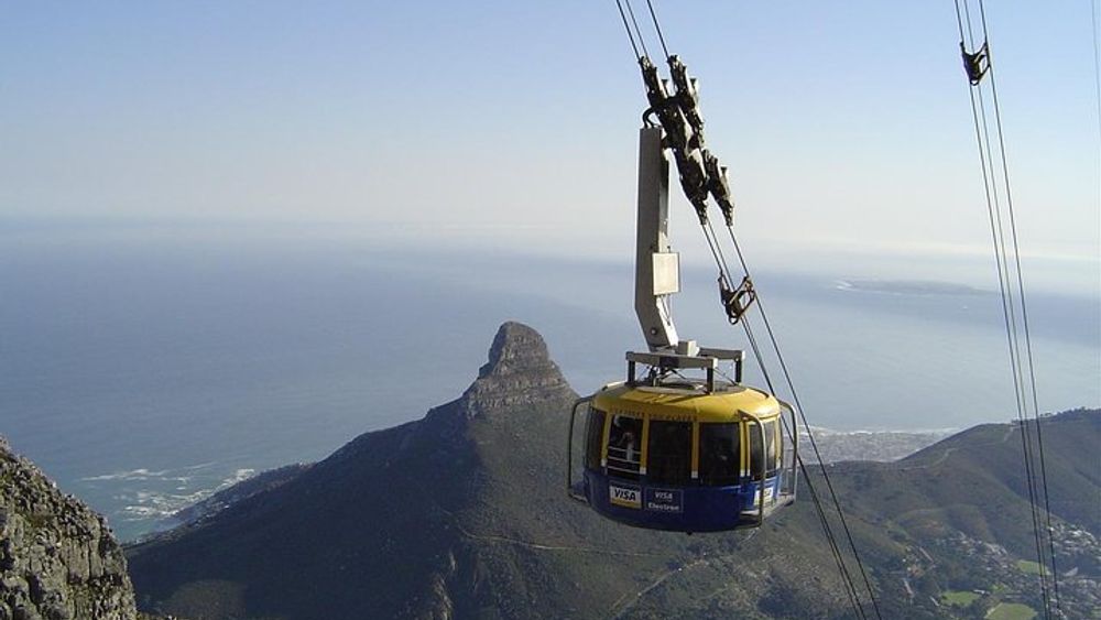 Table Mountain and Cape Town City Half-Day Trip
