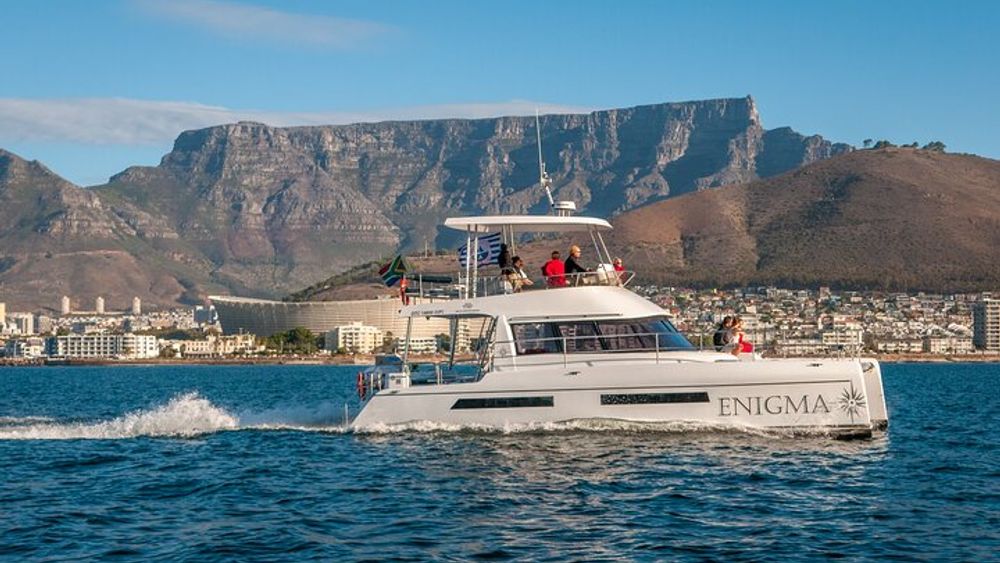 Cape Town Coastal Motor Cruise