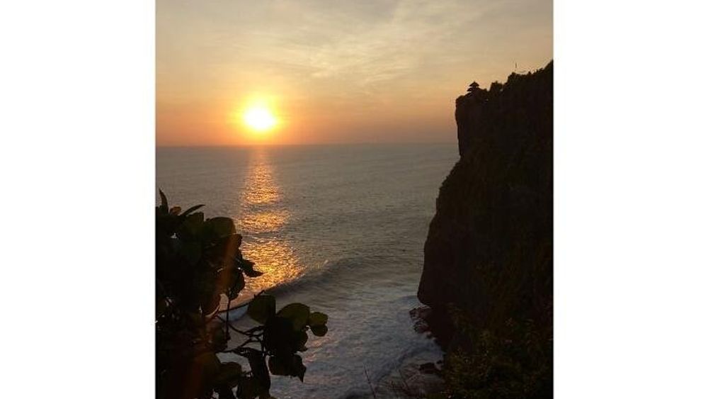 Uluwatu tour & Balinese kecak dance