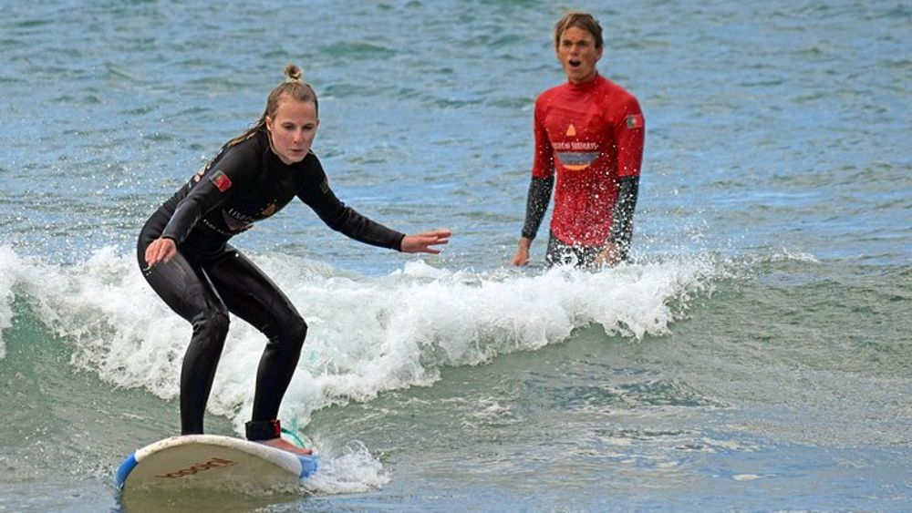 Carcavelos Surf Lesson Experience