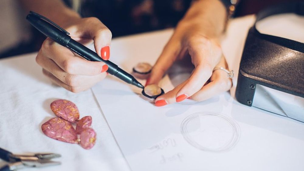 Design Your Personalized Luxury Jewelry in Le Marais, in the heart of Paris!
