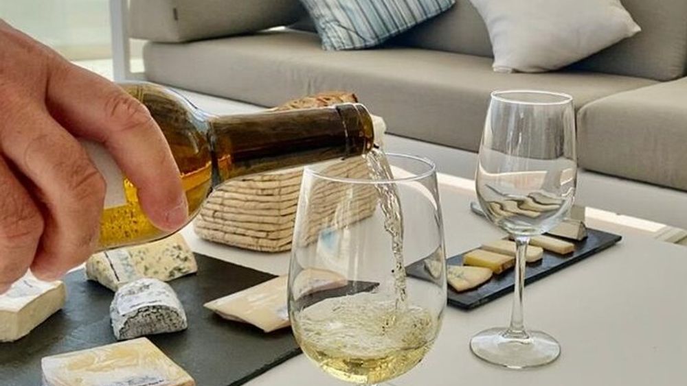 St. Martin Small-Group Cheese and Wine Tasting