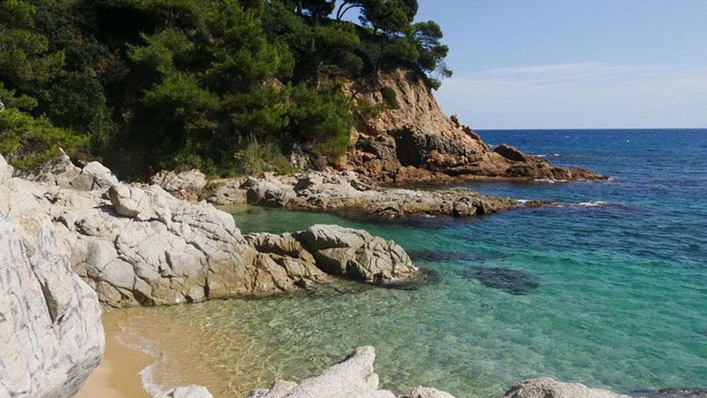 Costa Brava Small-Group Panoramic Boat Ride with Transfers