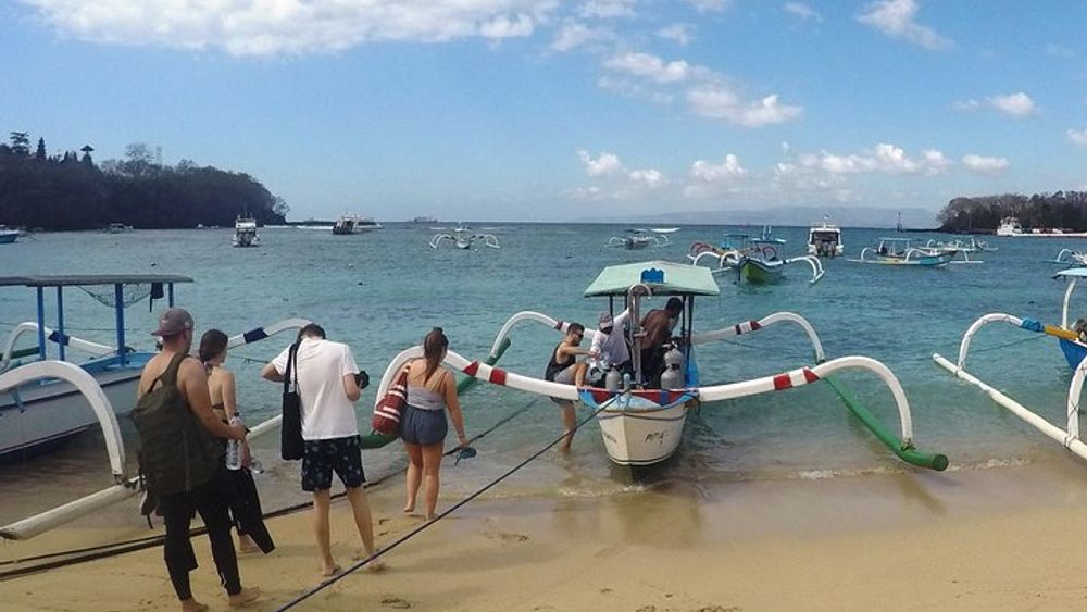 Padangbai Try Scuba Diving Experience: Two Dives with Lunch