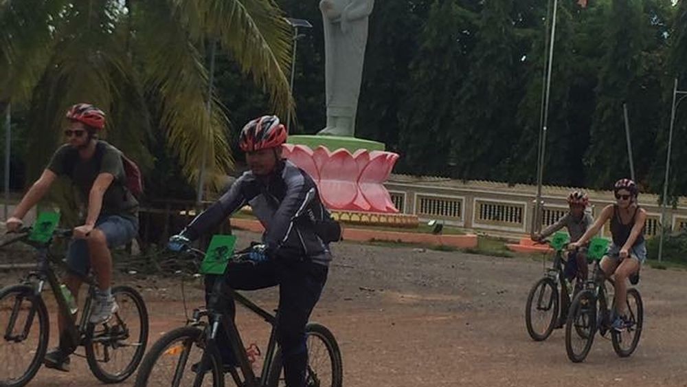 Explore local livelihood & countryside (Half-Day Cycling Tour)