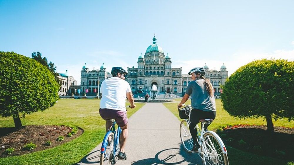 Victoria Small-Group Bike Tour