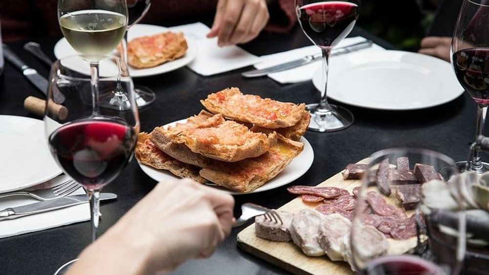 Barcelona Wine & Gourmet Tapas Tour