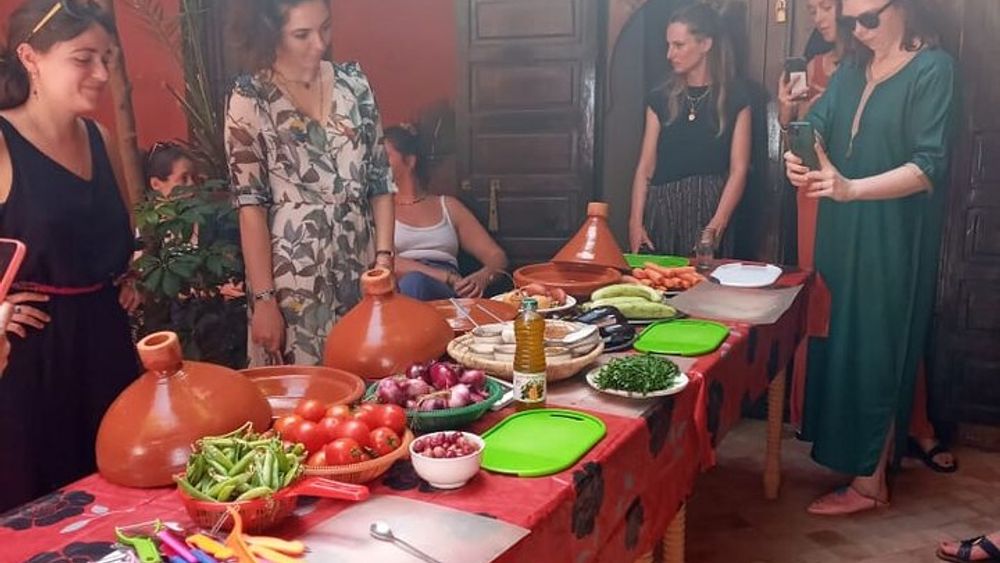 Marrakech Local Home Cooking Class and Market Tour