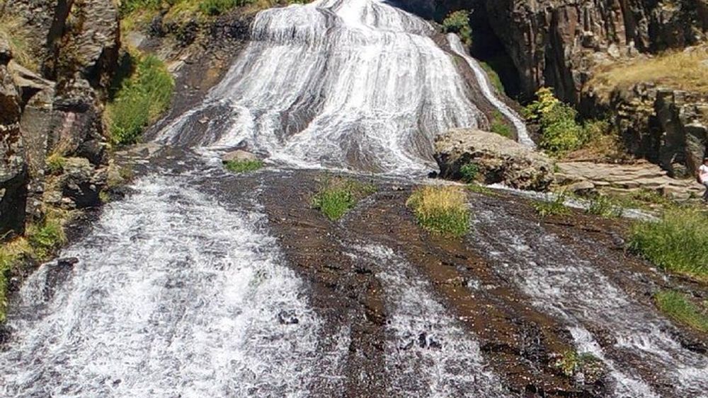 Jermuk(waterfall), Noravank, Wine degustation, Khor Virap
