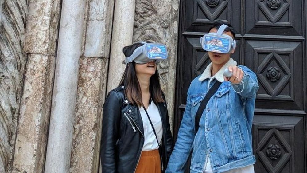 Zadar Walking Tour with Virtual Reality Experience