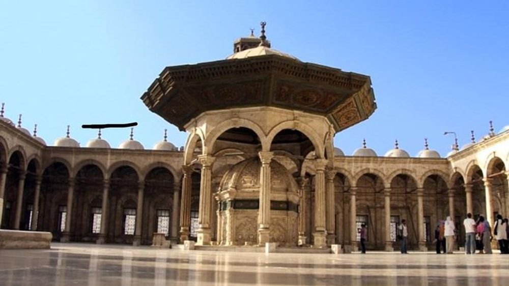 Full day tour to Giza pyramids Citadel & Old Coptic Cairo