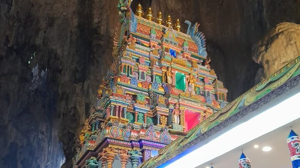 Putrajaya Tour From Kuala Lumpur Includes Batu Caves