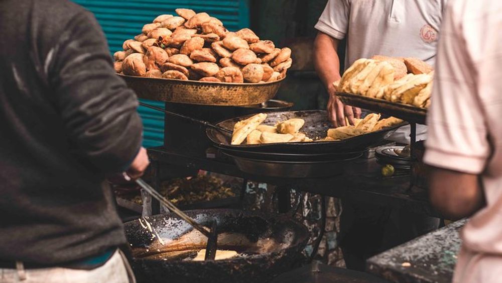 Food Walk tour of Old & New Delhi with a local guide