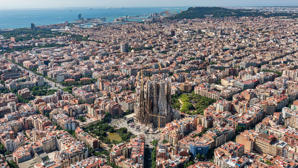 Sagrada Familia: Guided Tour in English