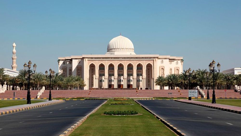 Sharjah Half-Day Tour from Dubai With Spanish-Speaking Guide