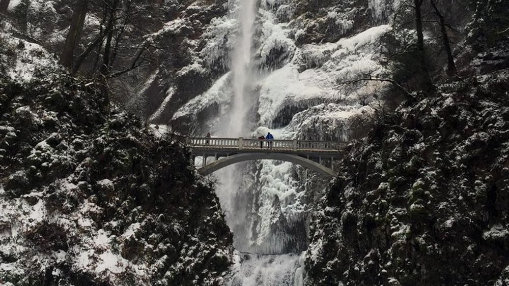 Columbia Gorge Small-Group Tour from Portland