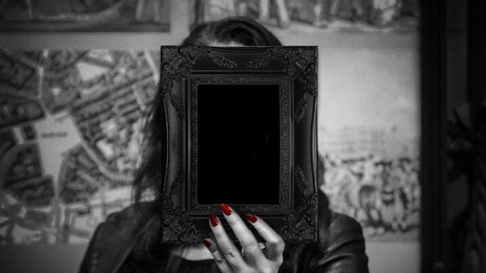 London Paranormal Walking Tour with Newgate Prison Admission