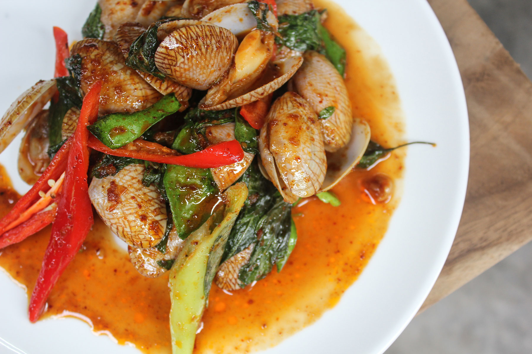 Experience Authentic Isaan Cusine in Thonburi