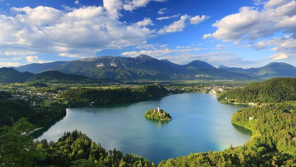 From Ljubljana to Lake Bled and Bled Castle Half-Day Tour