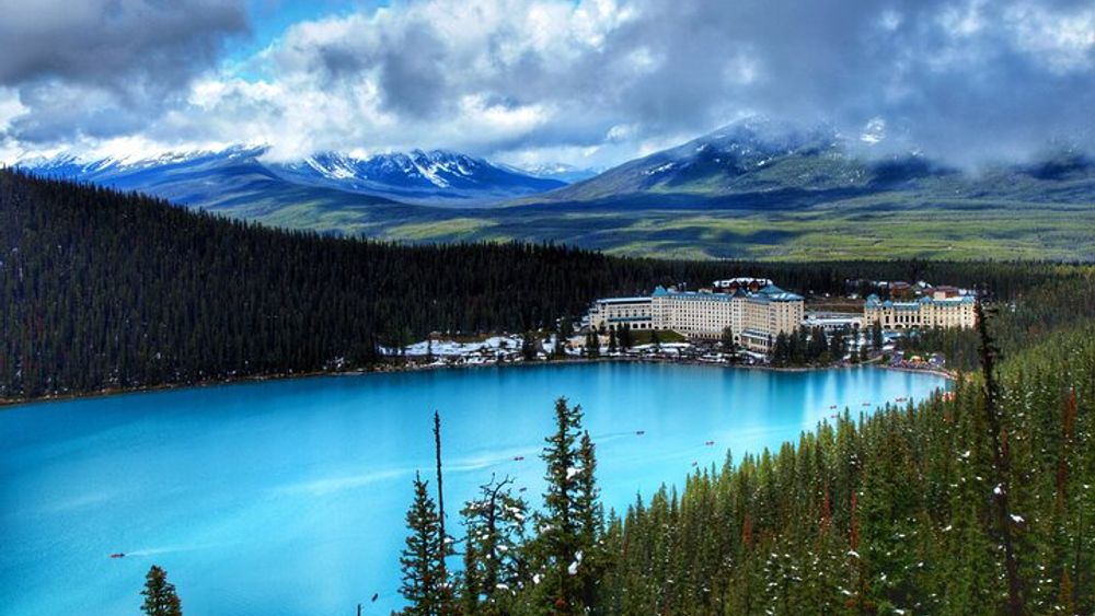 Moraine Lake, Lake Louise, Banff from Calgary