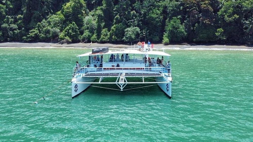 FLAMINGO, Guanacaste All Inclusive Catamaran Snorkel Adventure
