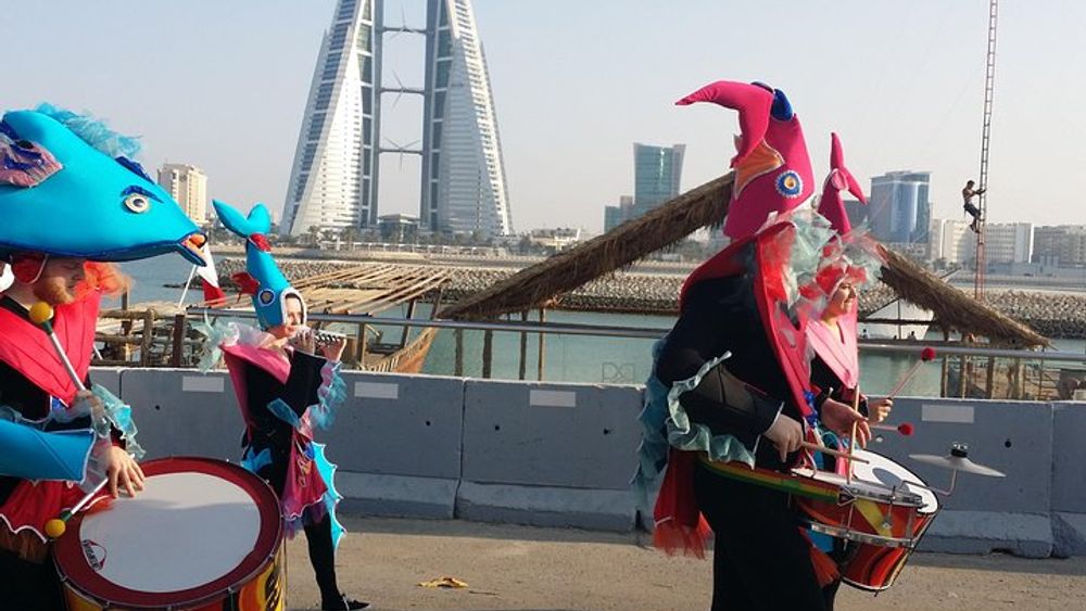 Bahrain Small-Group Sightseeing Tour with Lunch