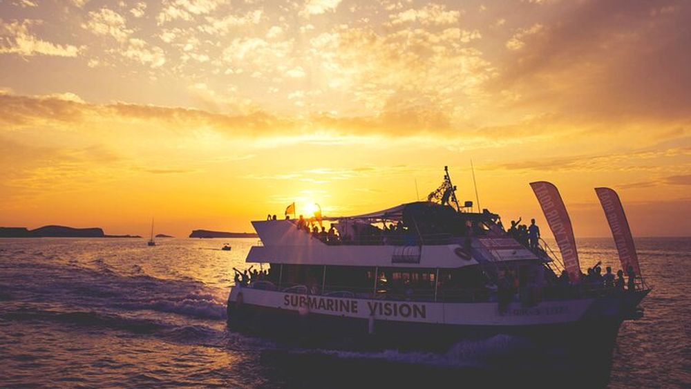 Sunset Beach Hopping Cruise, Cala Comte and Cala Bassa, SUP and snorkelling