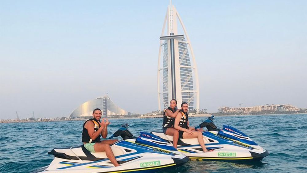 30-Minute Jet Ski Tour of Dubai: Burj Al Arab