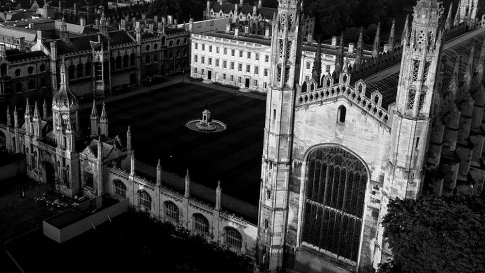 Cambridge University Shared Ghost Tour With Alumni