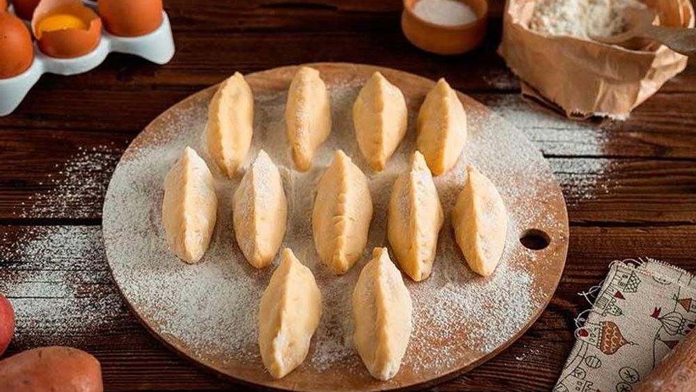 Half-Day Polish Food Walking Tour with Guide and Dinner