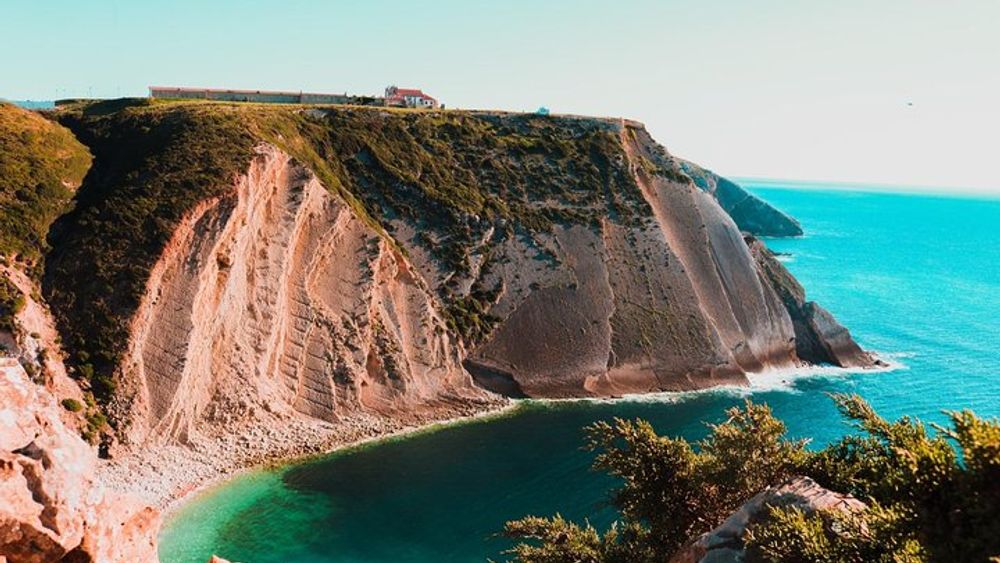 Secret Beaches of Arrábida and Caves