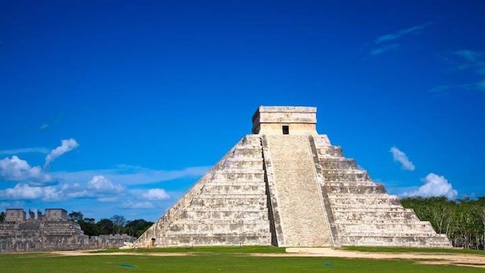 Chichen Itza Tour from Cancun and Riviera Maya with Lunch