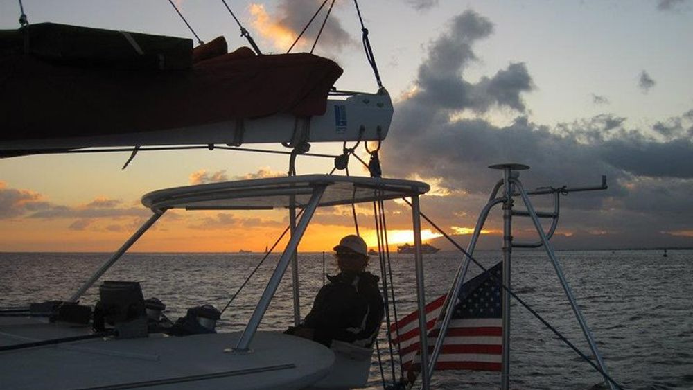 Waikiki All-Inclusive Sunset Cocktail Cruise