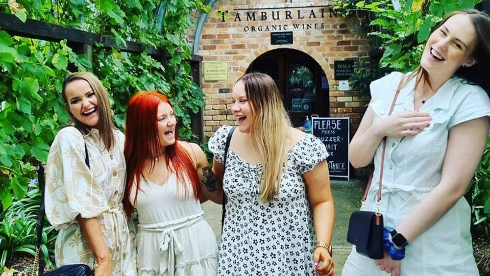 Discover Hunter Valley: Full-Day Tasting Tour from Newcastle