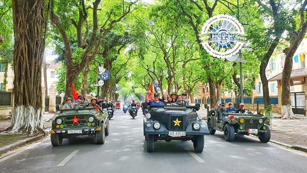 Hanoi Food and Culture Tour by Army Jeep
