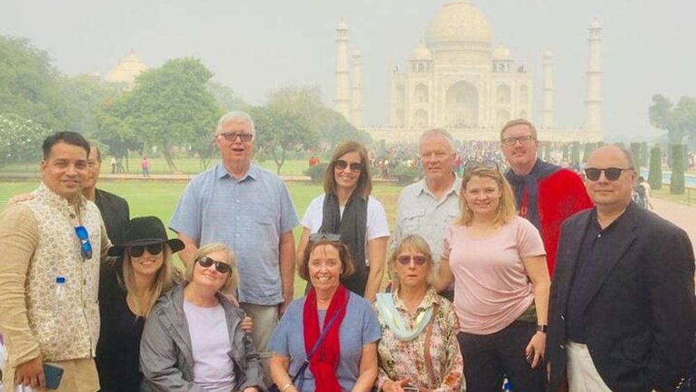 Private Taj Mahal Day Trip by Express Train With Lunch