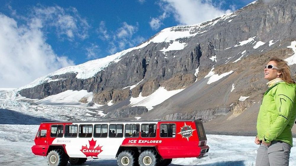 Banff to Athabasca Glacier Full-Day Ice Explorer Tour