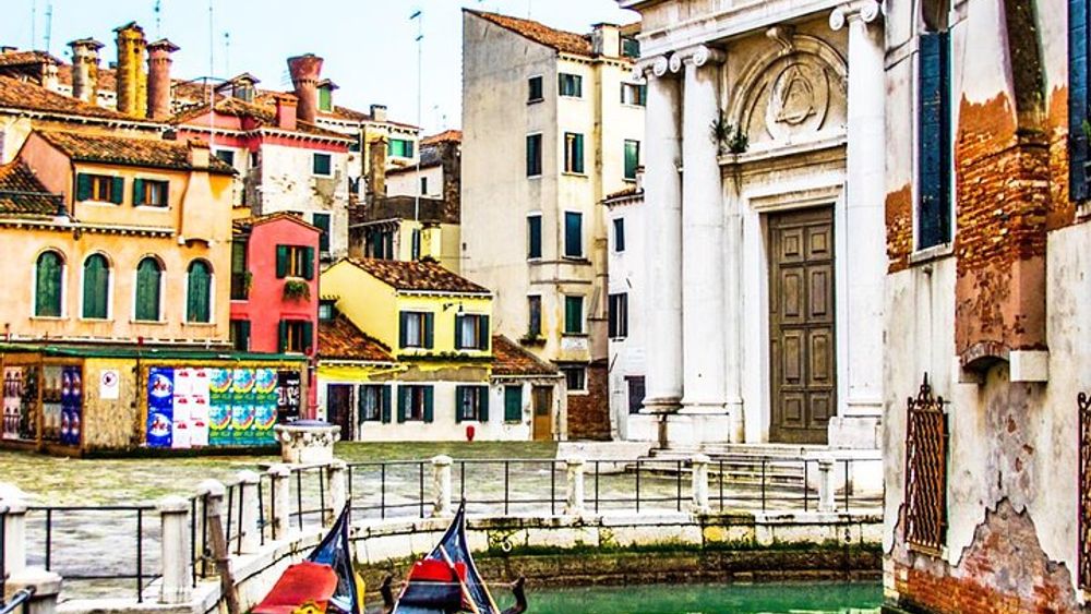 Venice Walking Tour of Most-Famous Sites Monuments & Attractions with Top Guide